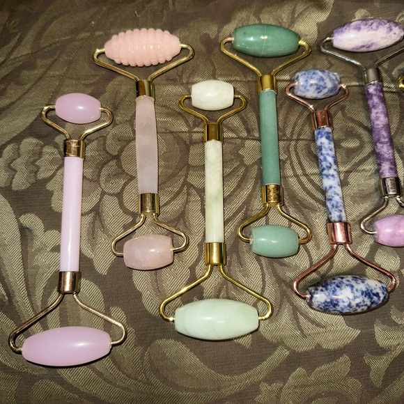 Assorted Natural Gemstone Facial Rollers - PRICE FOR 1 🌹🌹 - Picture 6 of 7